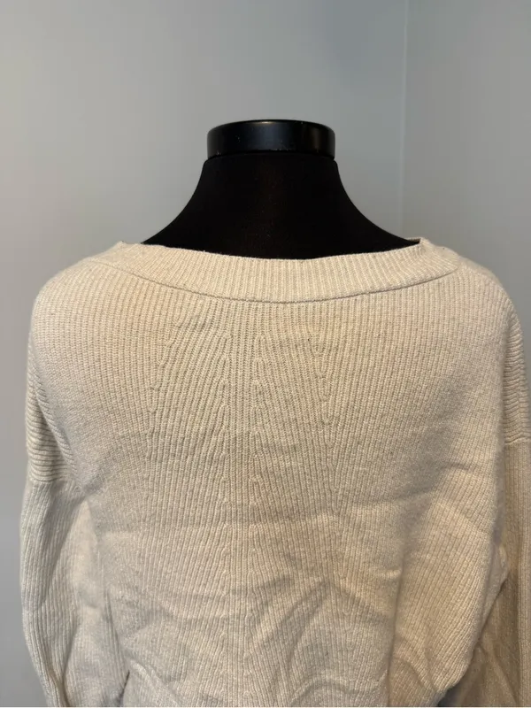 Zara Cream Ribbed Crewneck Oversized Knit Pullover Sweater in Size Medium - Image 5