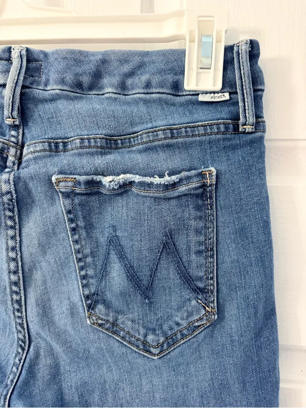 MOTHER Skinny Jeans in Medium Blue Wash - Image 8
