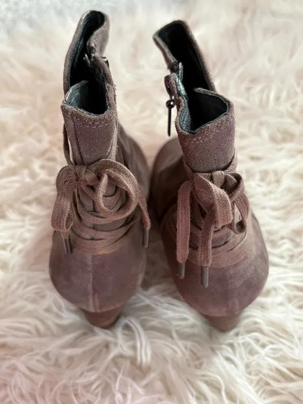 Clarks Artisan Alpine Andi Suede Lace-Up Slouch Booties Size 10 - Image 3