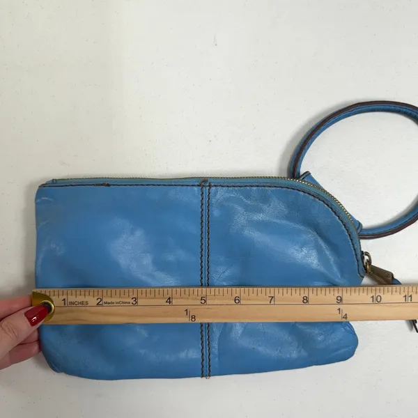 Hobo Sable Leather Wristlet Clutch Wallet Circle Handle Zip Wallet Boho Casual - Image 12