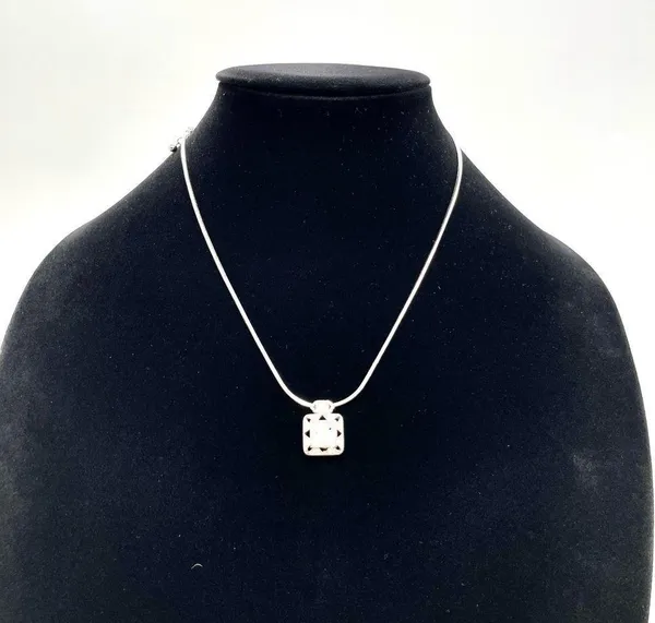 Premier Designs Crystal Pendant on Silver Plated Chain - Image 2