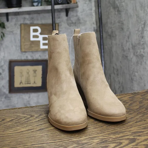 Universal Thread Womens Cypress Winter Boots 88375523 Taupe Brown 8.5M - Image 3