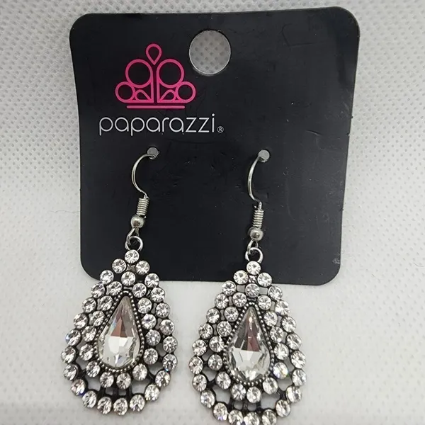NWT Paparazzi Diamond Dazzle Silver Rhinestone Teardrop Earrings - Image 2