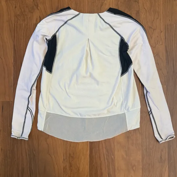 LULULEMON Run: Bold In The Cold Long‎ Sleeve Polar Cream / Black Sz 6 - Image 5