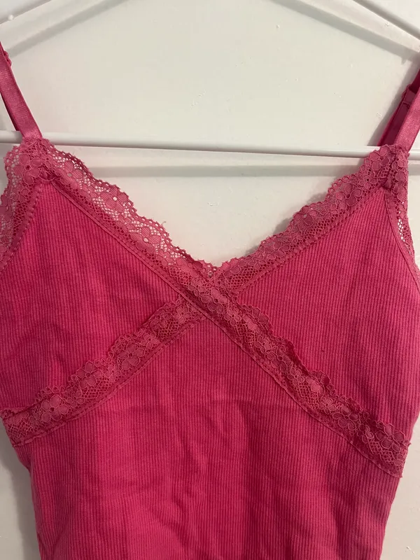 Laced Cropped Cami Pink - Image 2