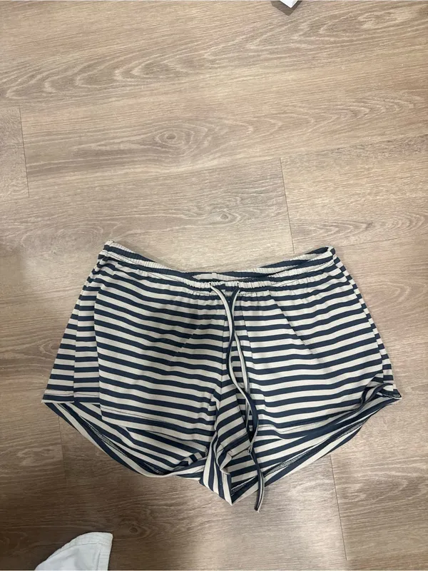 SHEIN shorts M - Image 3