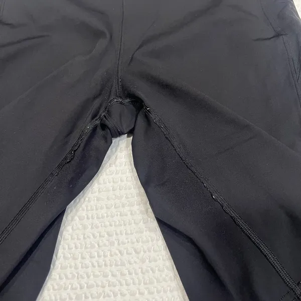 Lululemon On Pace Short *10" size 10 women - Image 7