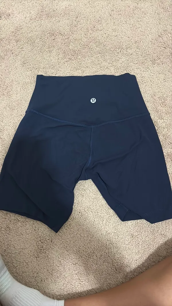 Lululemon Align Shorts 6" - Image 3
