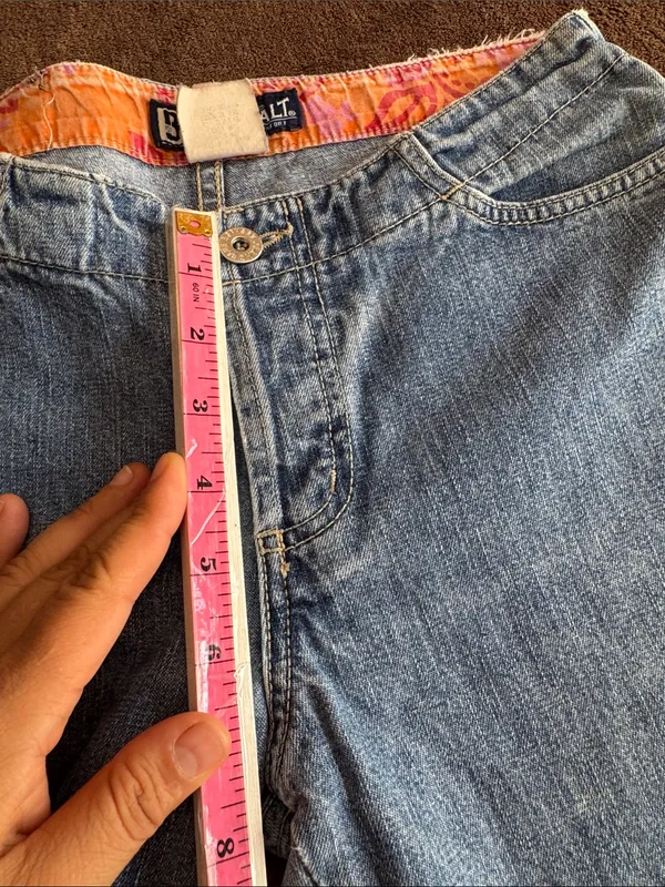 Blue Asphalt Vintage Light Wash Flare Jeans - Wide Leg - Image 11