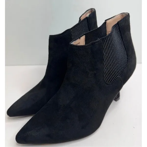 Journee‎ Chelsea Black Pointed Toe Kitten Heel Ankle Boots Booties Size 6 WIDE - Image 2
