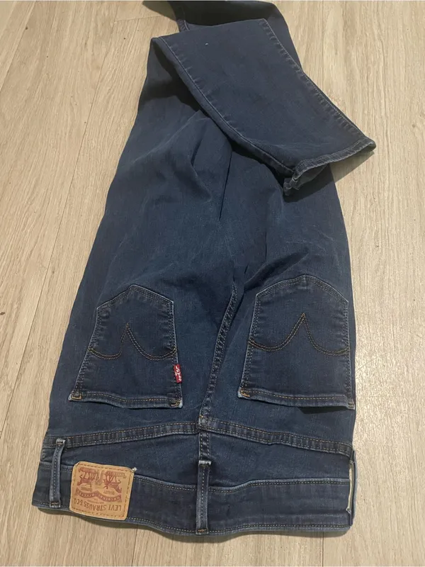 Levi's Women’s Navy Straight-Leg Jeans - Image 3