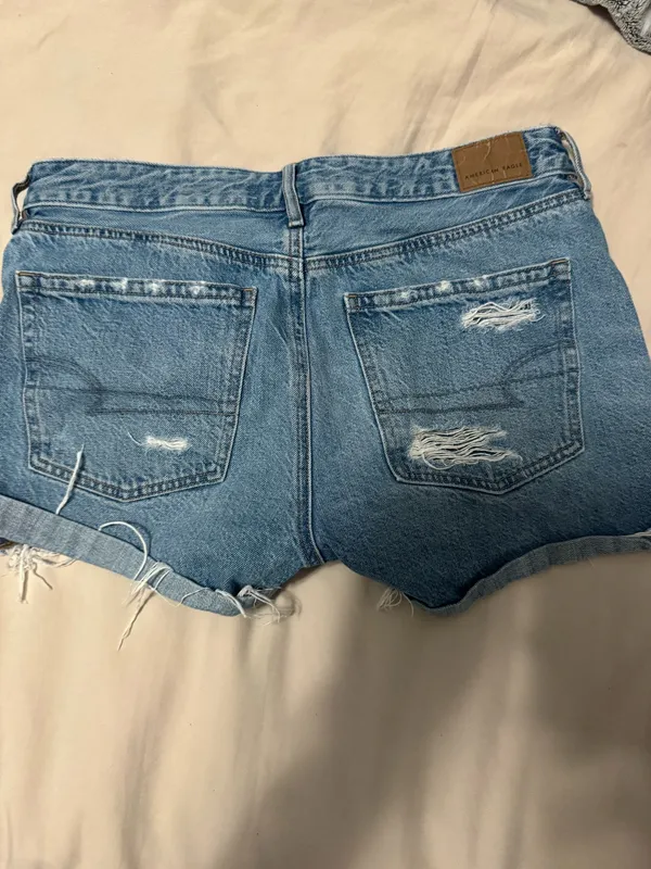 American Eagle Shorts - Image 2
