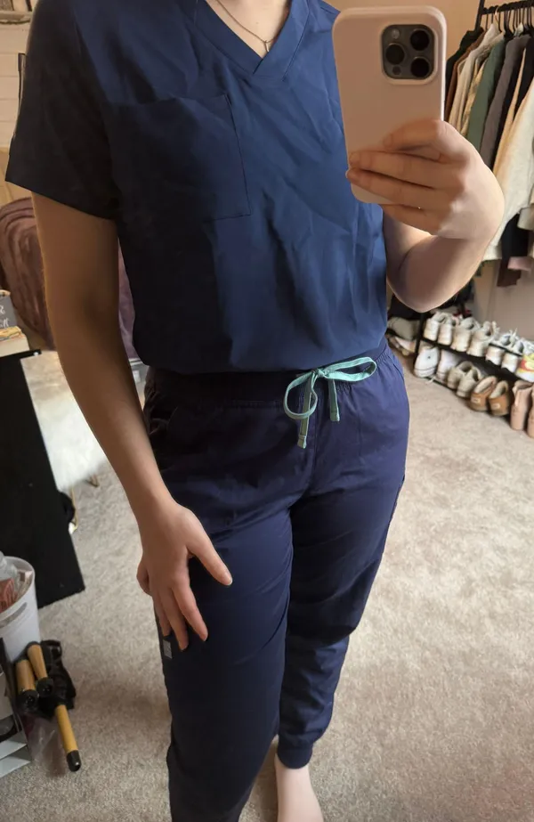 Uniform Advantage Scrub Set - Image 2