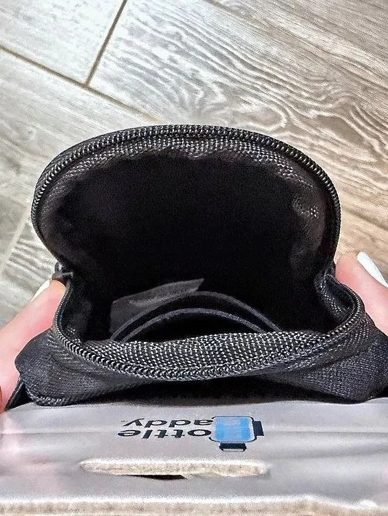 Bottle Buddy Black Mini Travel Pouch NWT - Image 3