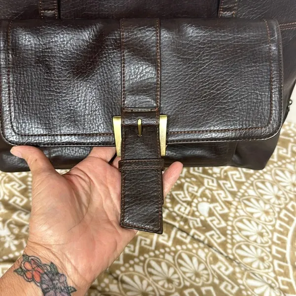 Buxton brown leather briefcase zip & snap pockets over shoulder vintage - Image 2