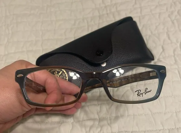 Ray Ban blue/brown eye glasses, new - Image 4
