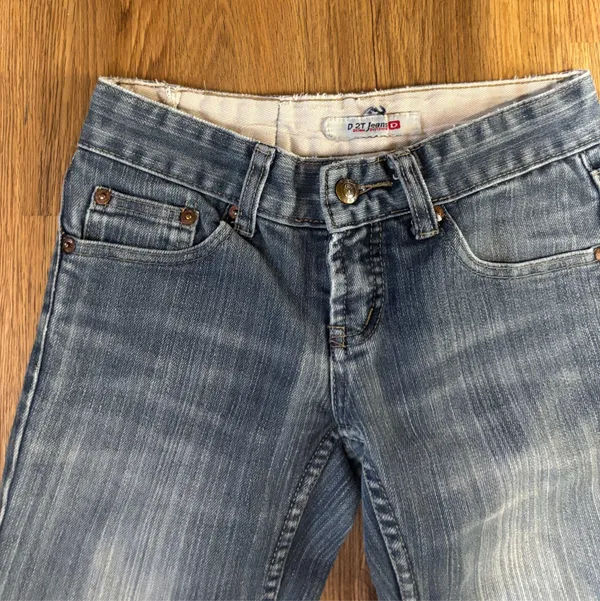 Y2K vintage low rise jeans - Image 2