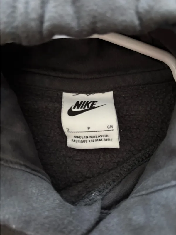Nike Hoodie Women’s Grey - Image 3