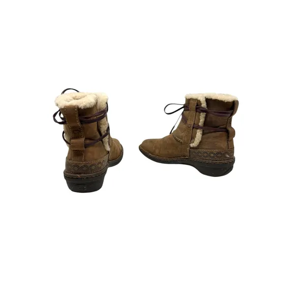 UGG Cove Leather Shearling Ankle Boots Brown Lace‎ Up Womens Size 6 - Image 9