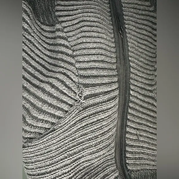 Lululemon Embrace Hoodie Knit Sweater‎ - Image 3