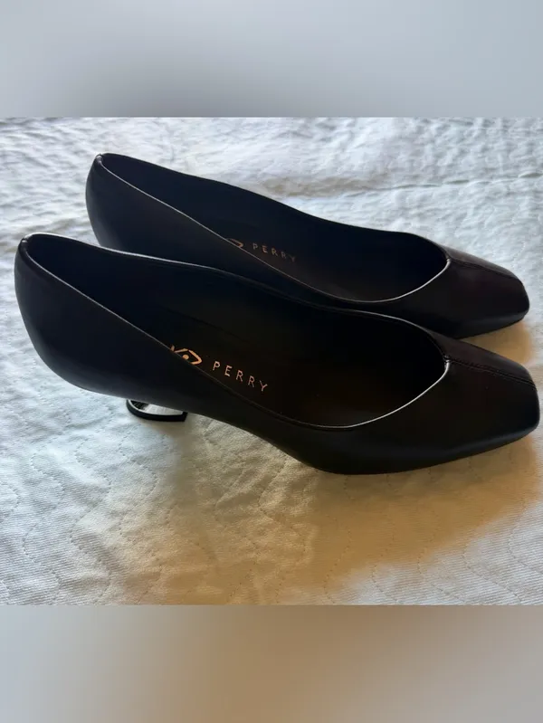 Katy Perry Collections Black Square-Toe Leather Pumps - Image 2