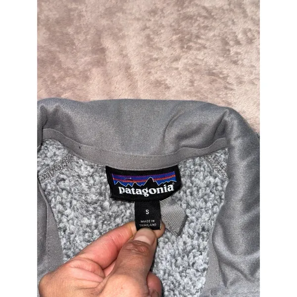 Patagonia Women's Better Sweater Gray Heather 1/4 Zip Up‎ Size Small - Image 5