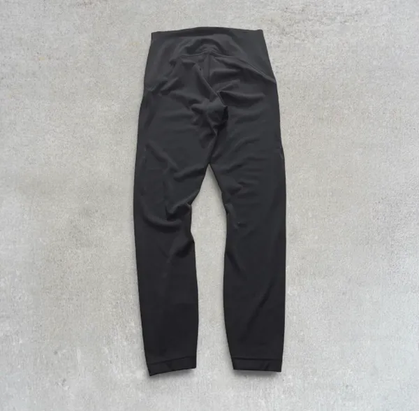 Lululemon Fast & Free leggings size 6 - Image 4