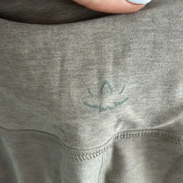 Beyond Yoga Caught In The Midi Space Dye Leggings‎ - Image 4