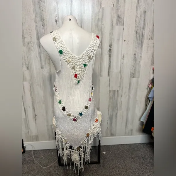 Boho Cream Crochet Floral Trim Asymmetrical Fringe Handkerchief Hem Cover Up Dre - Image 3
