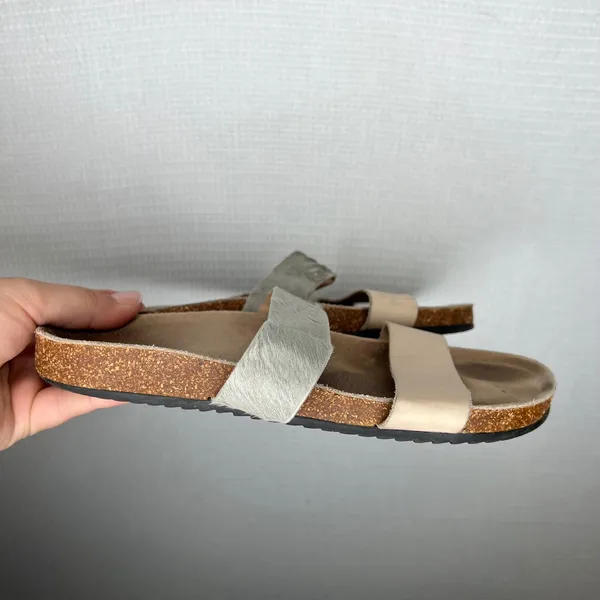 Loeffler Randall Women's‎ Size 9 Beige Tan Leather Fur Slides Sandals Cork Sole - Image 4