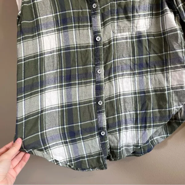 ✨ Aerie Women’s Green Plaid Button Down Shirt XS‎ - Image 4