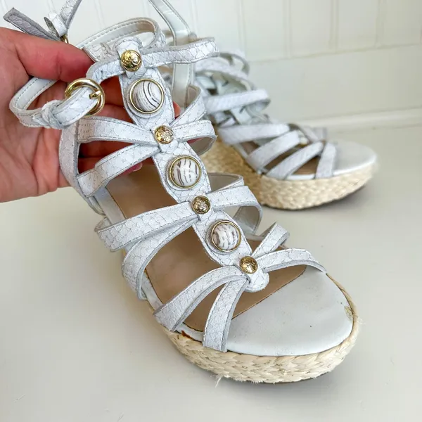 Guess White Wedge Sandals - Image 4
