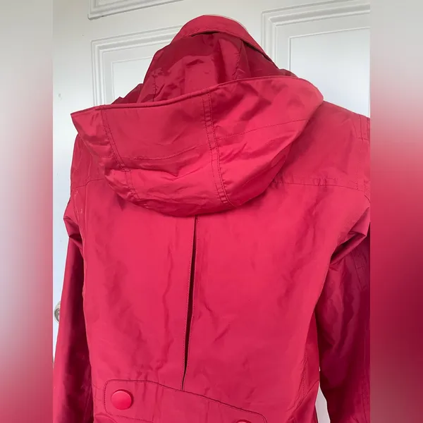 L.L. Bean Women's Vibrant Red Trench Coat - Image 5