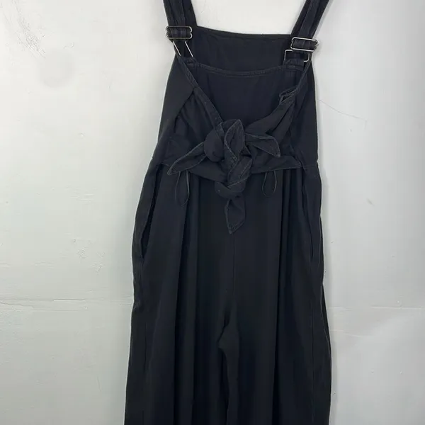 Gilli Black Jumpsuit adjustable straps back ties size Medium Cotton - Image 6