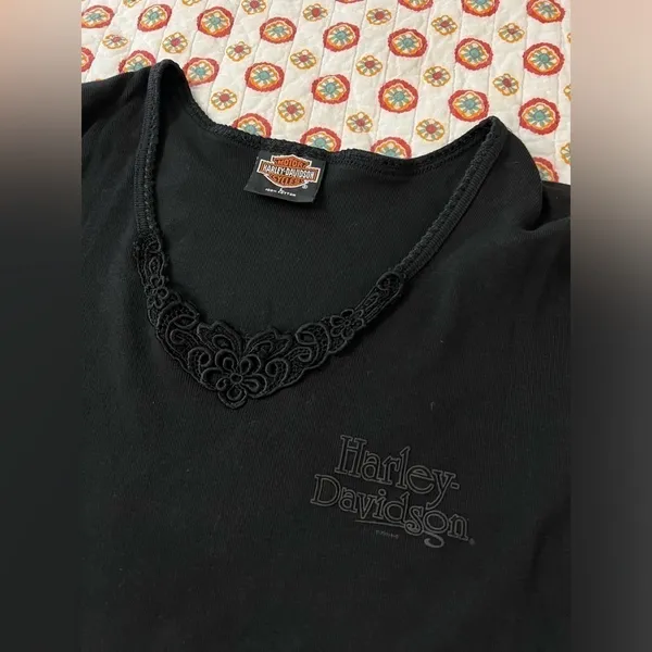 Vintage Y2K 2000 Harley Davidson Lace V Neck Black Short Sleeve Size Medium - Image 3