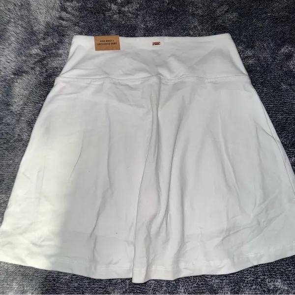 NWT VS PINK High Waisted Crossover Skirt Small - Image 4