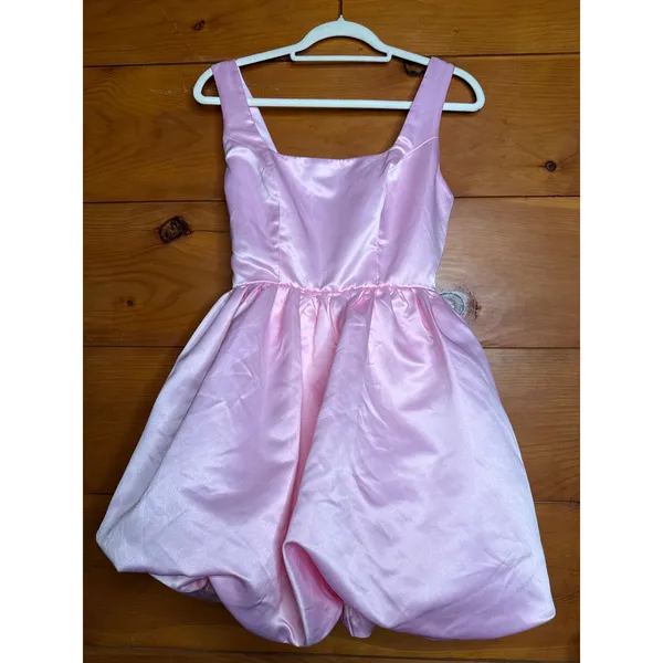 NWT Lulus Regal Cutie Light Pink Satin Square Neck Bubble-Hem Mini Dress Size M - Image 2