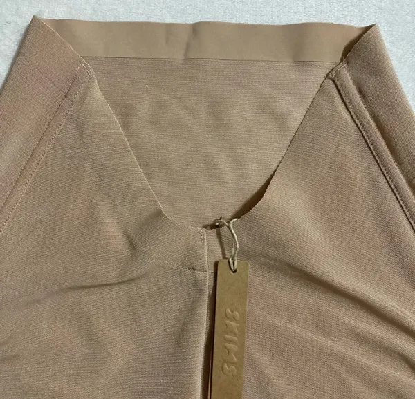 SKIMS Low Back Sheer Sculpting Shorts XS - Image 5