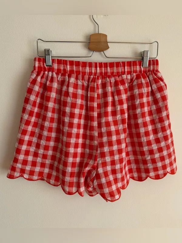 NWT Entro Red Gingham Plaid Scallop Hem Shorts High Rise Pleated Large L - Image 4