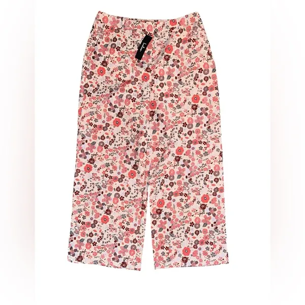 Lulus Floral One-Shoulder 2 piece set. - Image 4