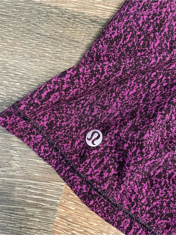 lululemon athletica Purple Mini Skirt Circuit Breaker Skirt Size 4 - Image 5