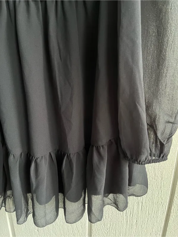 Aritzia Wilfred Tempest Mini Dress Smocked Chiffon in‎ Black Size S - Image 4