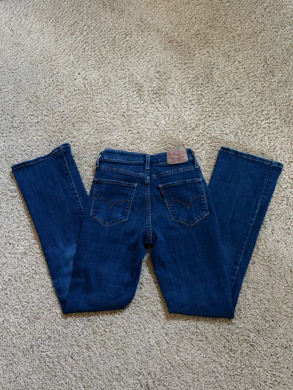 Levi’s Jeans Bootcut - Image 2