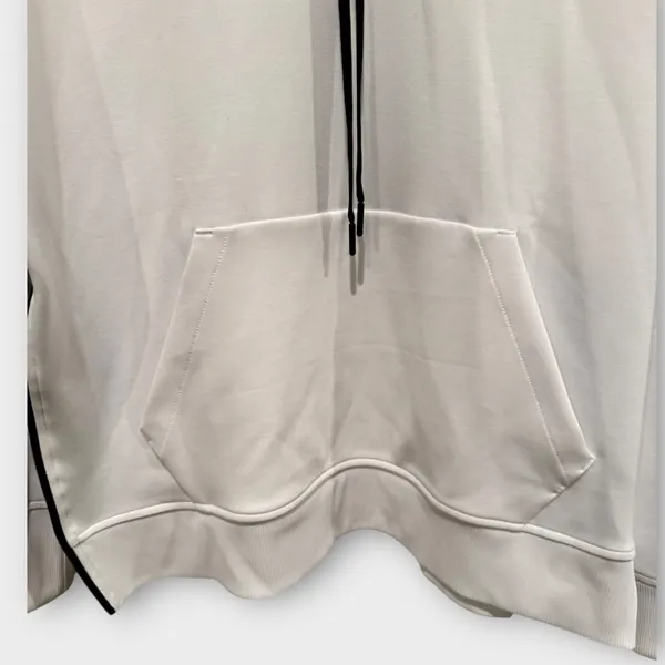 NWT On Cloud Focus Tech Hoodie Size Small - Image 9