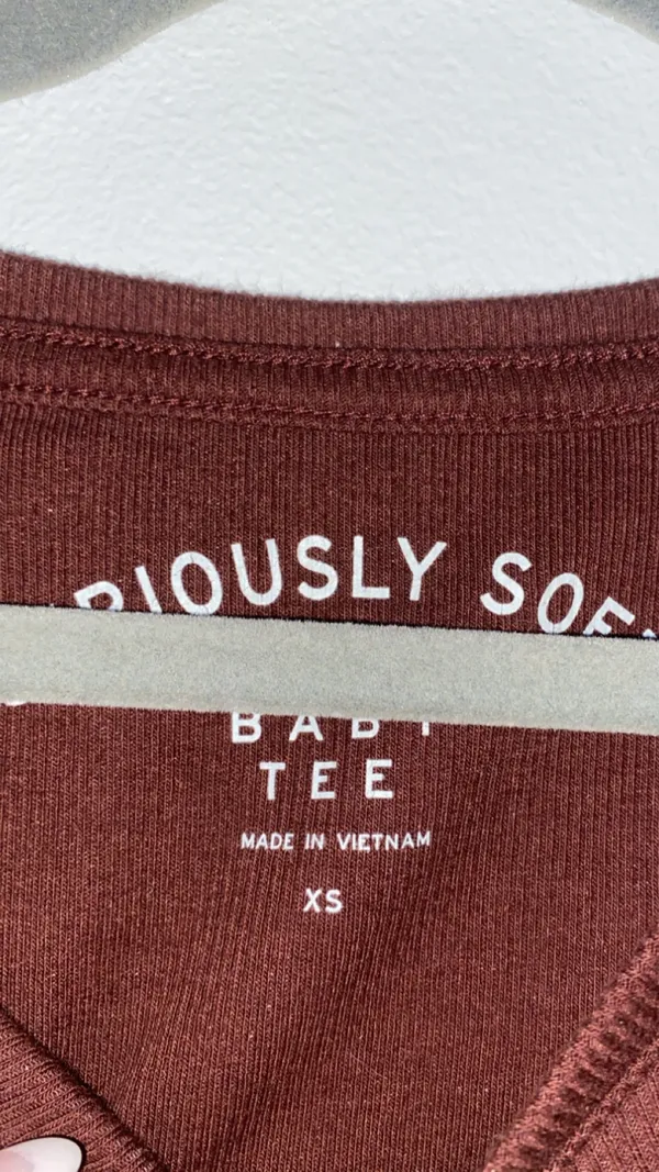 Aeropostale brown baby tee - Image 2