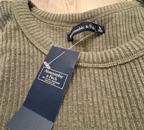 Abercrombie & Fitch Top - Image 3