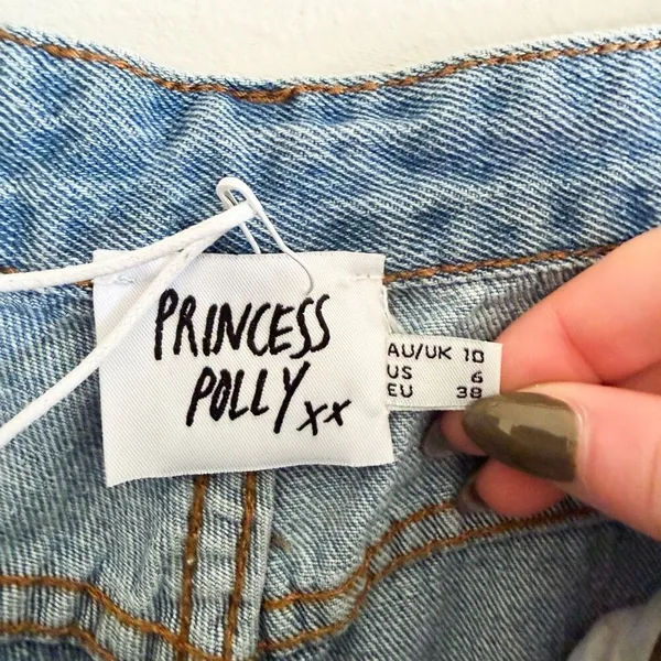 New Princess Polly Ruby Cropped Mid Wash Jean Size 6 - Image 6