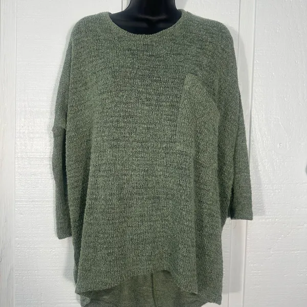 Audrey Women’s Green Sweater No Size EUC - Image 2