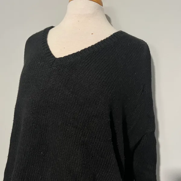 H One Black Knit Oversized Pullover Sweater Size L - Image 2
