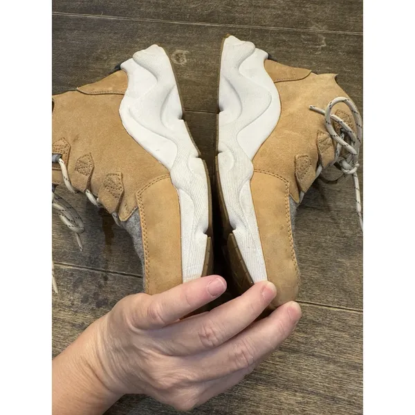 SOREL Kinetic RNEGD Caribou Waterproof Sneakers in Tawny Buff Size 10 - Image 7